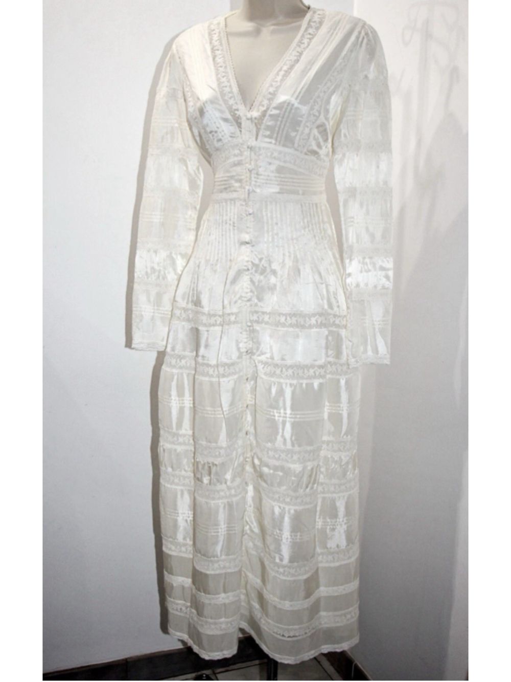 LoveShackFancy Ellitia Maxi Dress Victorian Lace Button Front Ivory NWT Size 4 - Picture 14 of 15